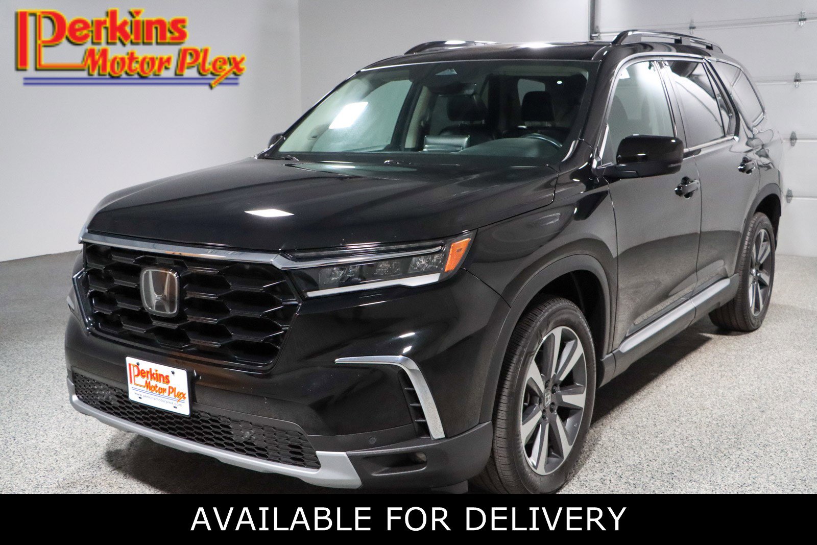 2023 Honda Pilot Touring AWD's photo