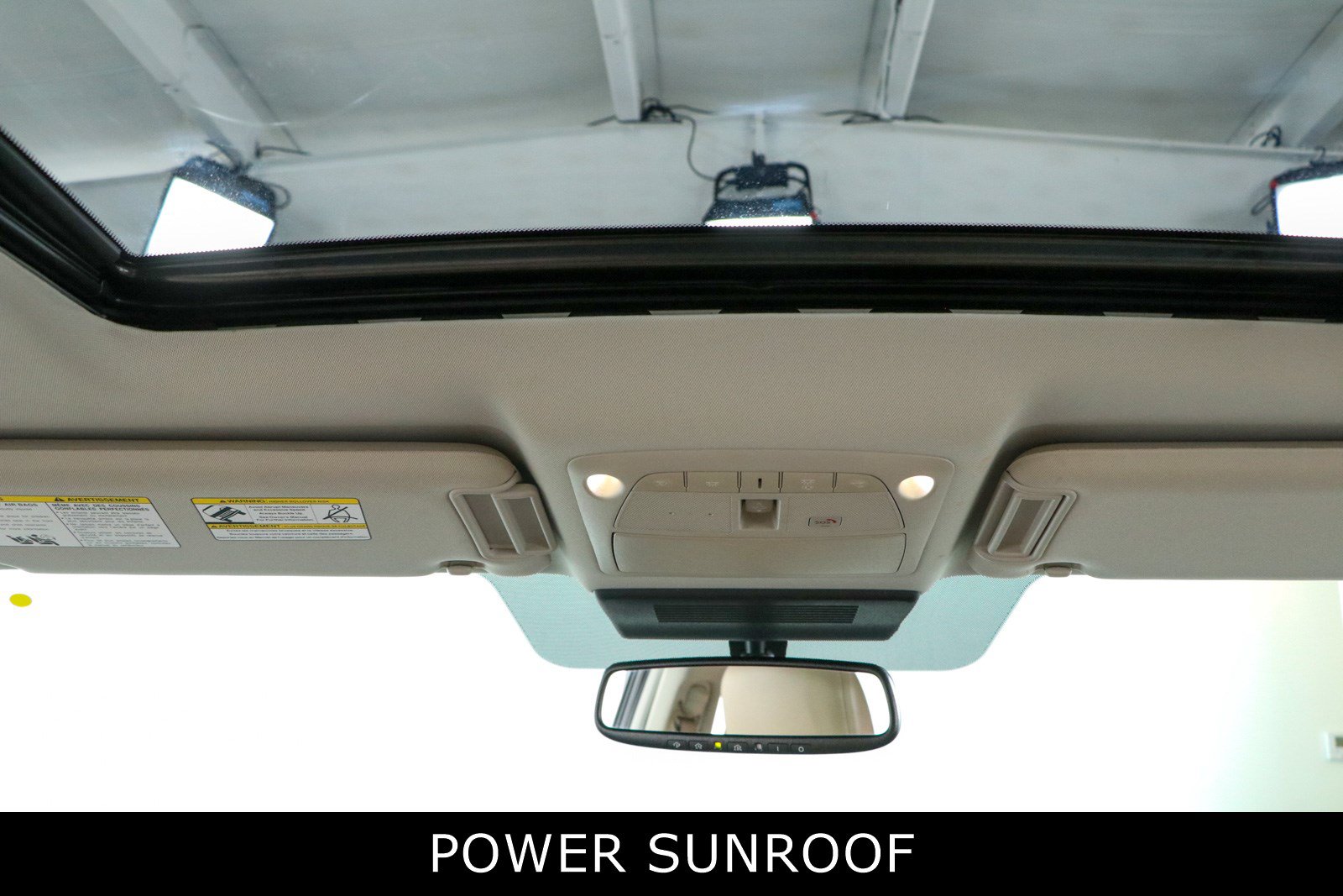 2023 Nissan Armada SL - Photo 22
