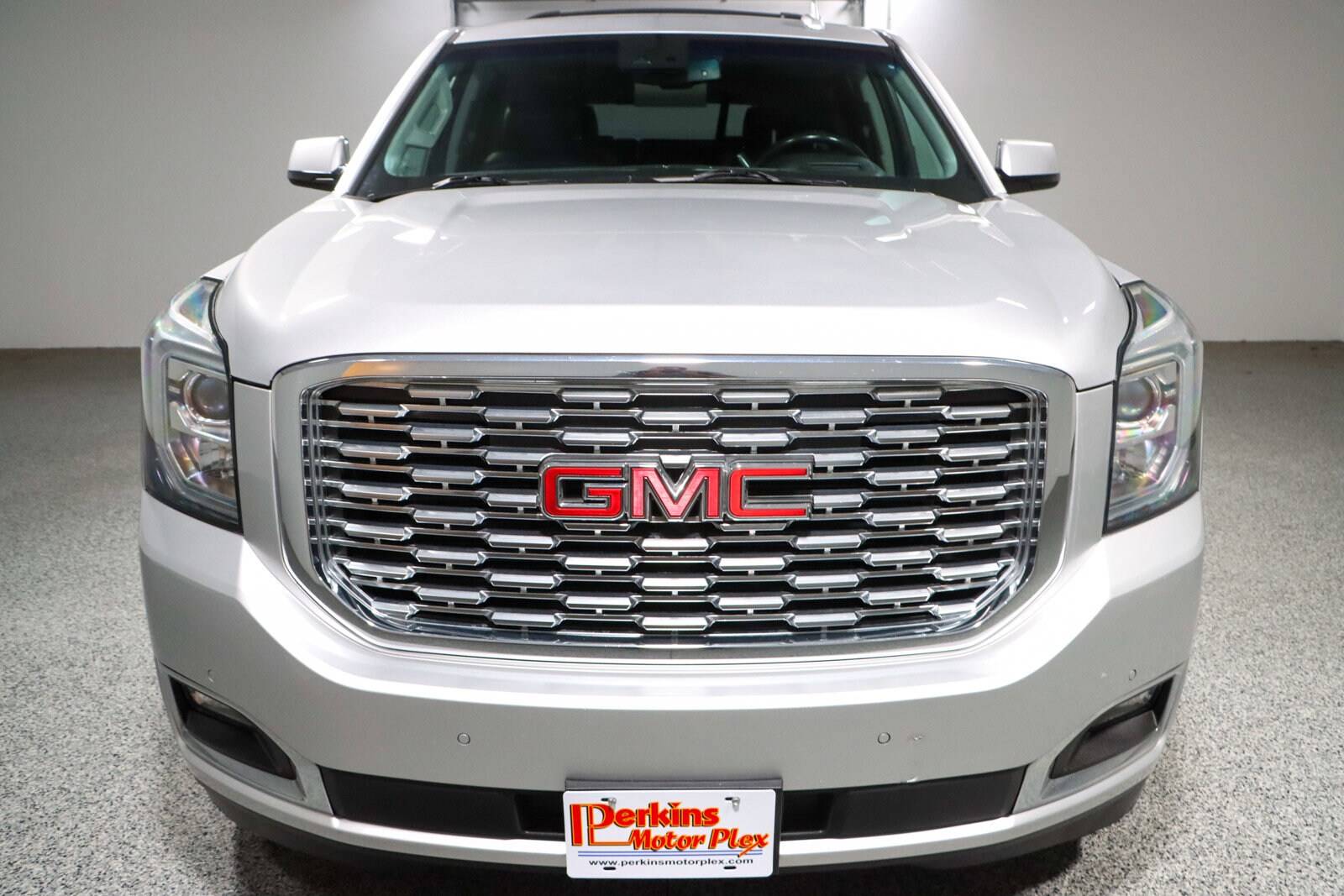 2018 Gmc Yukon Denali photo 2