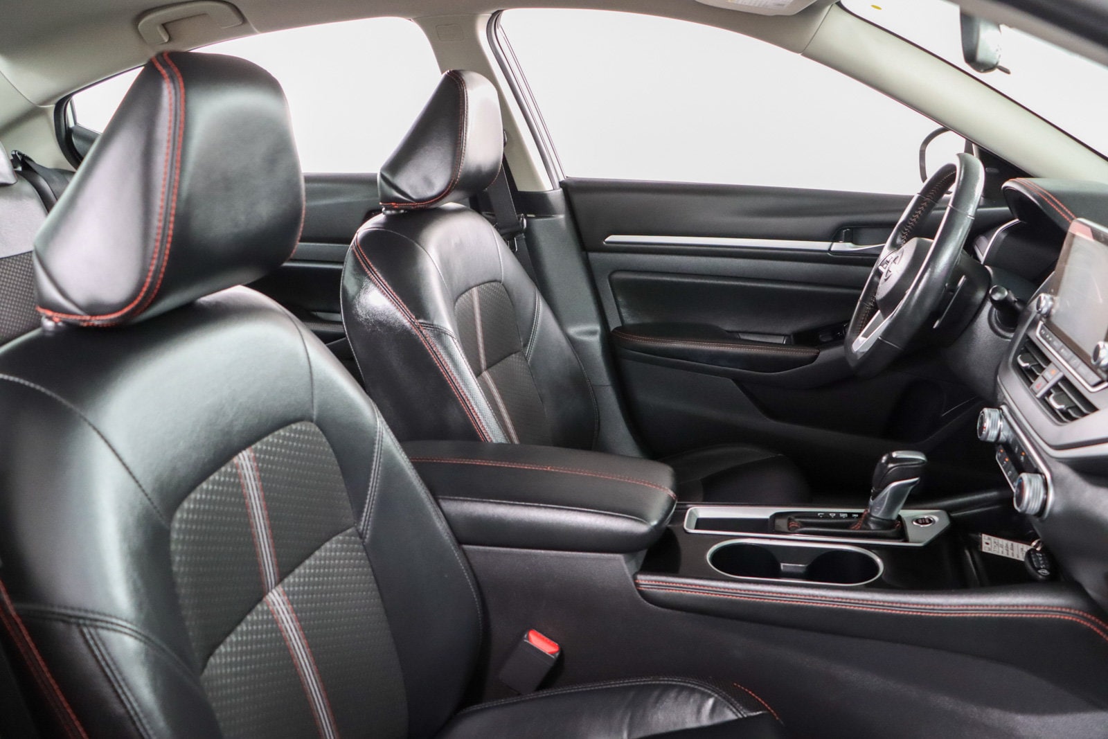 2024 Nissan Altima SR - Photo 26