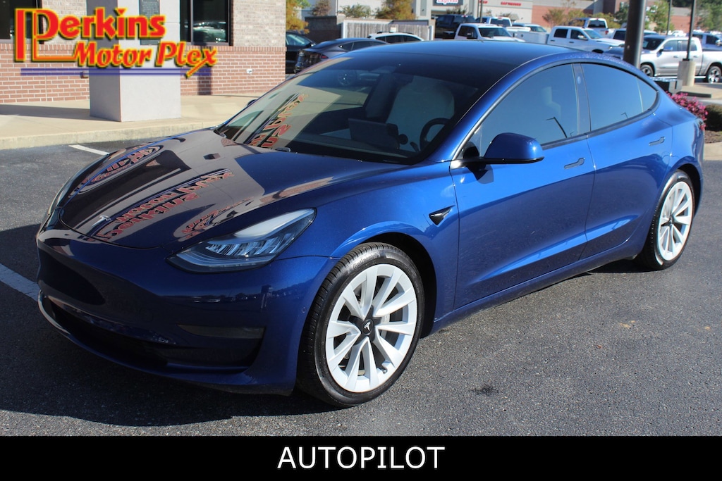 Used 2021 Tesla Model 3 Standard Range Plus Sedan