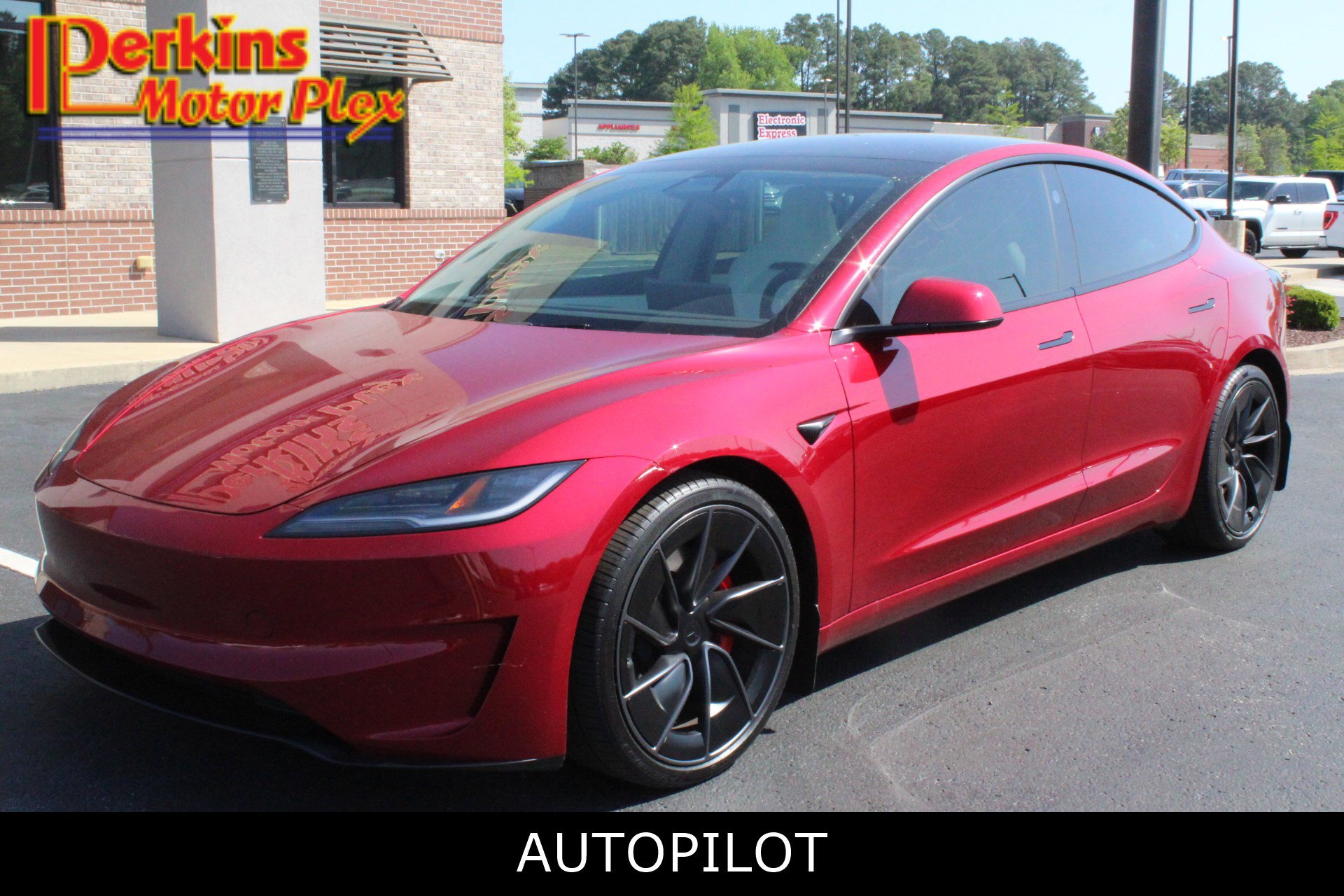 2025 Tesla Model 3 Performance's photo