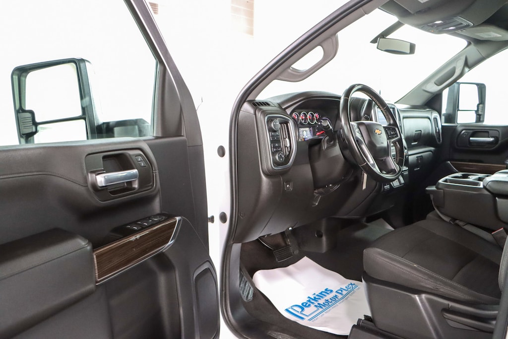 Used 2023 Chevrolet Silverado 3500HD LT 4X4 FLATBED Truck Crew Cab