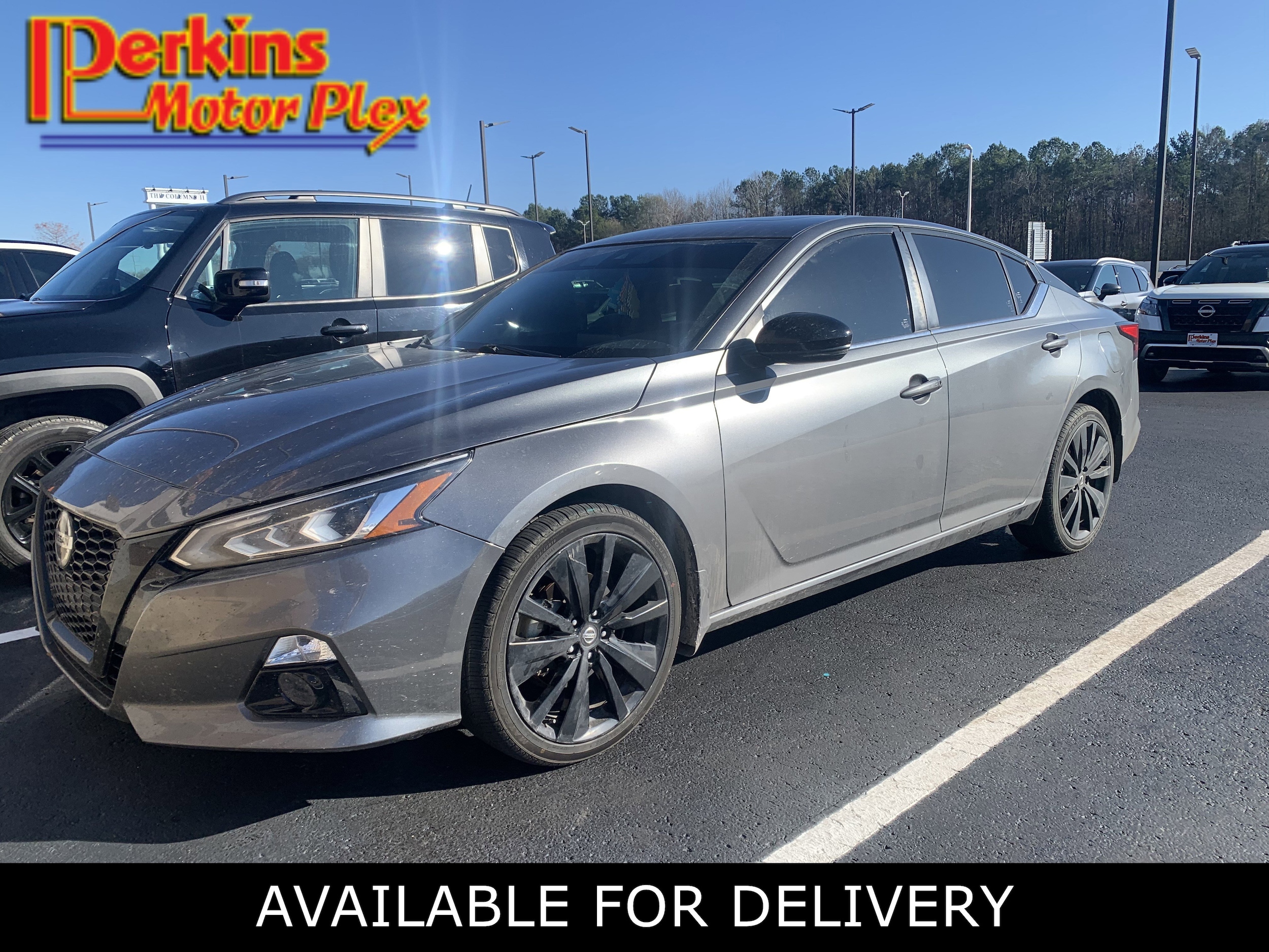 2022 Nissan Altima SR