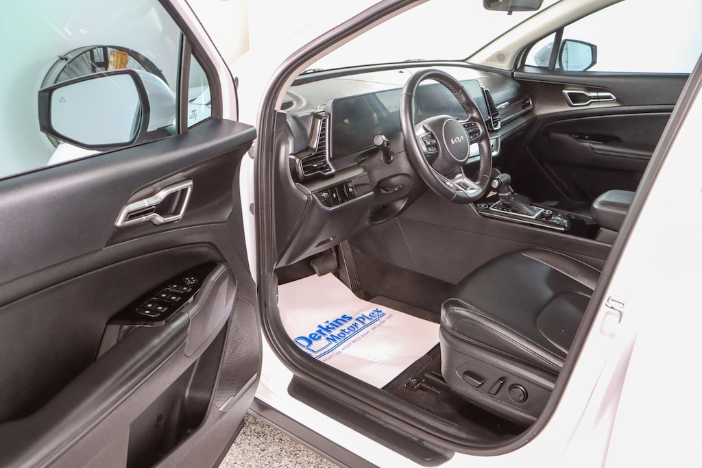 Used 2023 Kia Sportage EX SUV