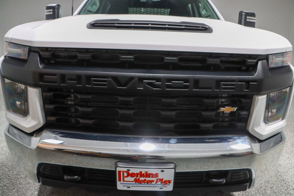 Used 2022 Chevrolet Silverado 3500HD 4X4 FLATBED Truck Crew Cab