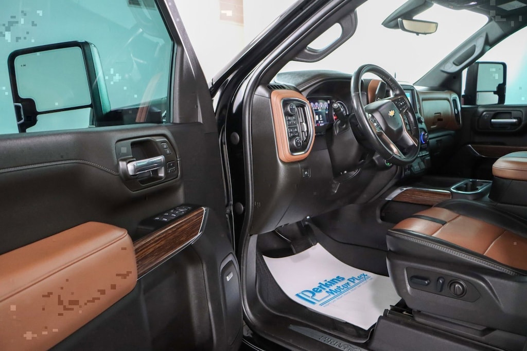 Used 2023 Chevrolet Silverado 2500HD High Country 4X4 Truck Crew Cab