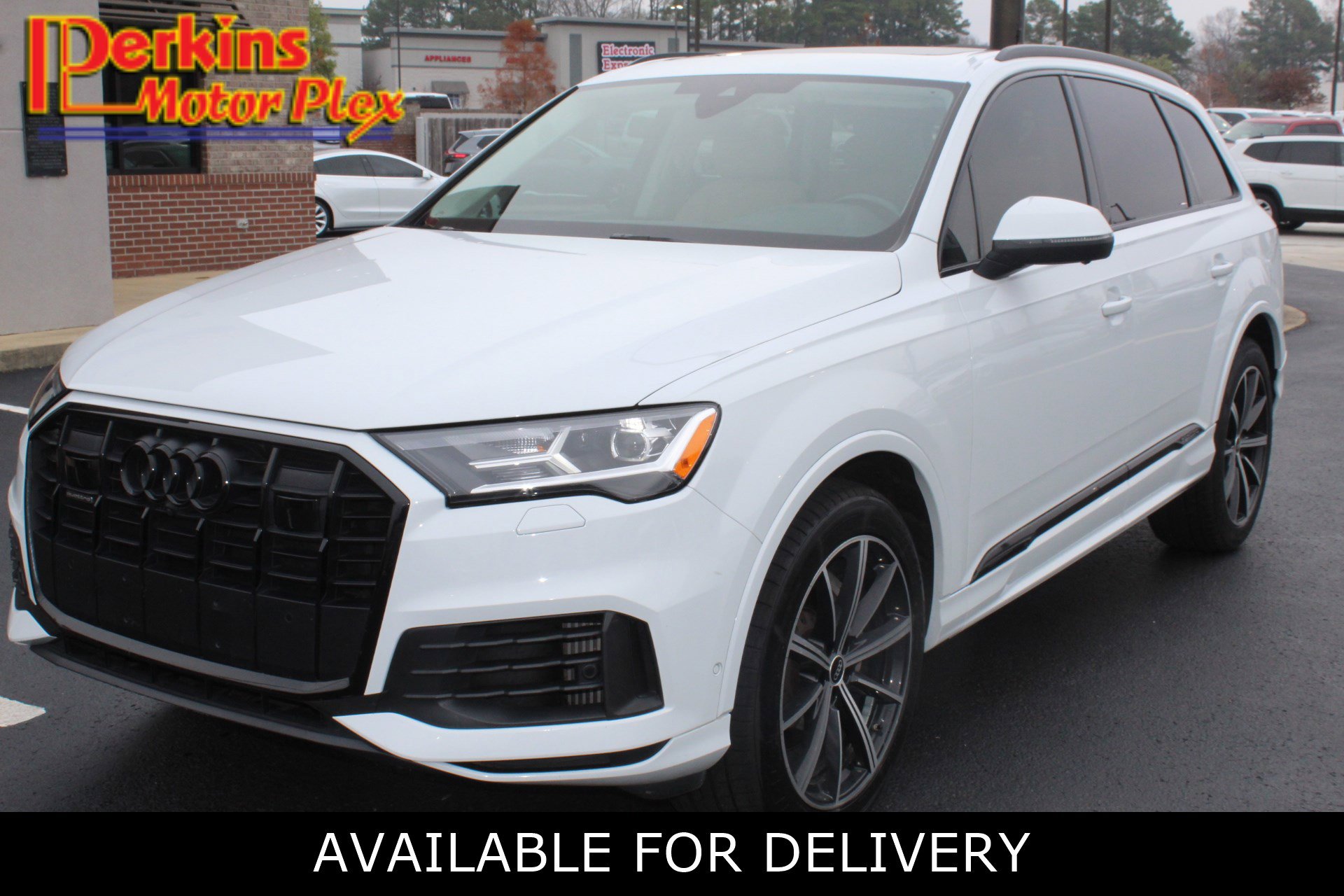 2022 Audi Q7 Premium Plus's photo