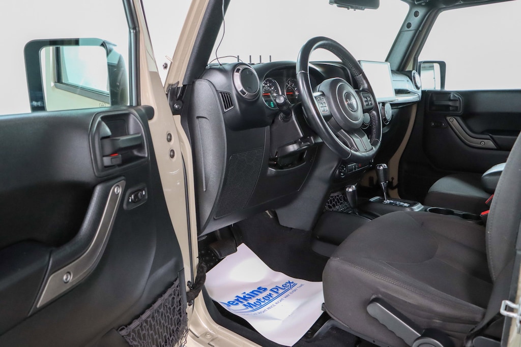 Used 2017 Jeep Wrangler Unlimited Sport 4X4 SUV