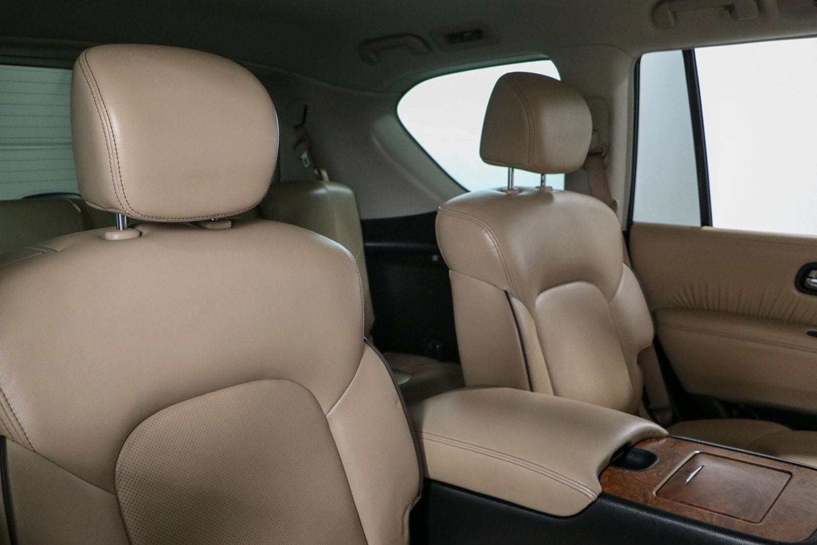 2023 Nissan Armada SL - Photo 30