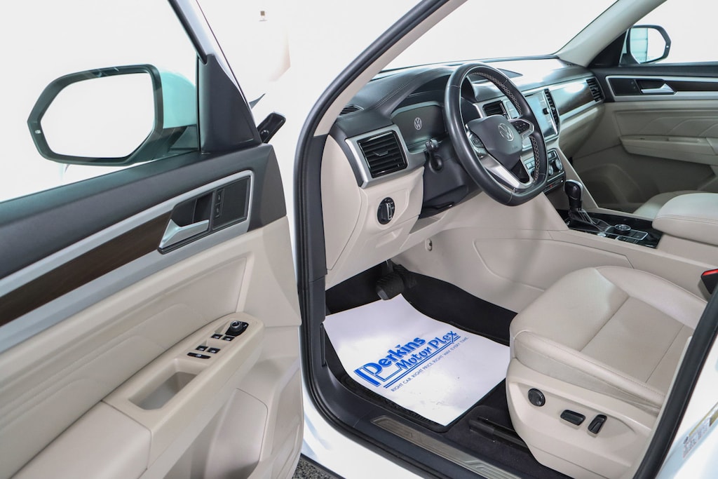 Used 2022 Volkswagen Atlas SE AWD SUV