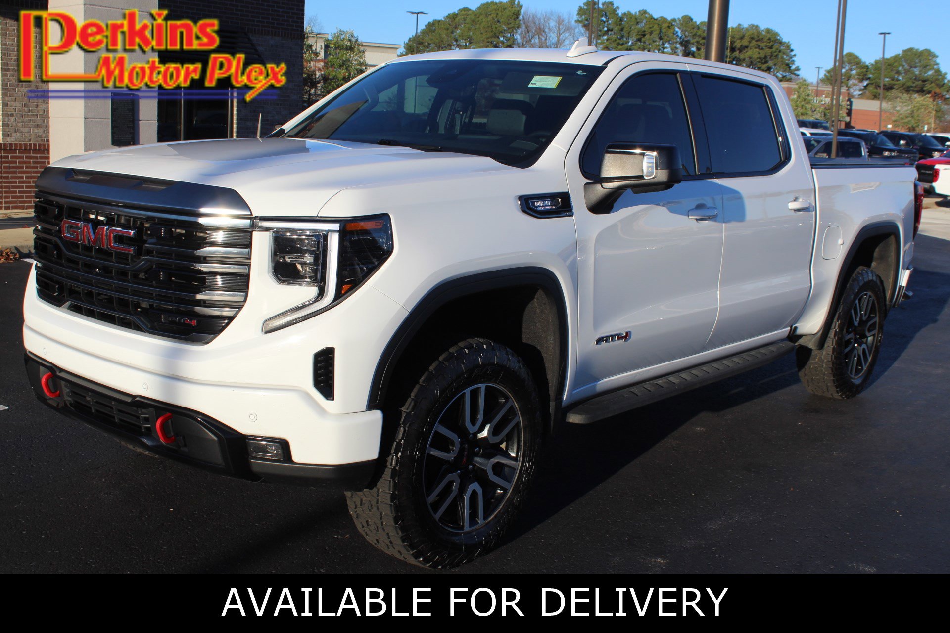 2022 GMC Sierra 1500 AT4's photo