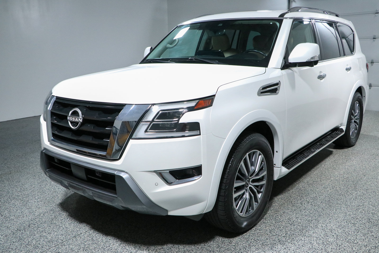 2023 Nissan Armada SL - Photo 35
