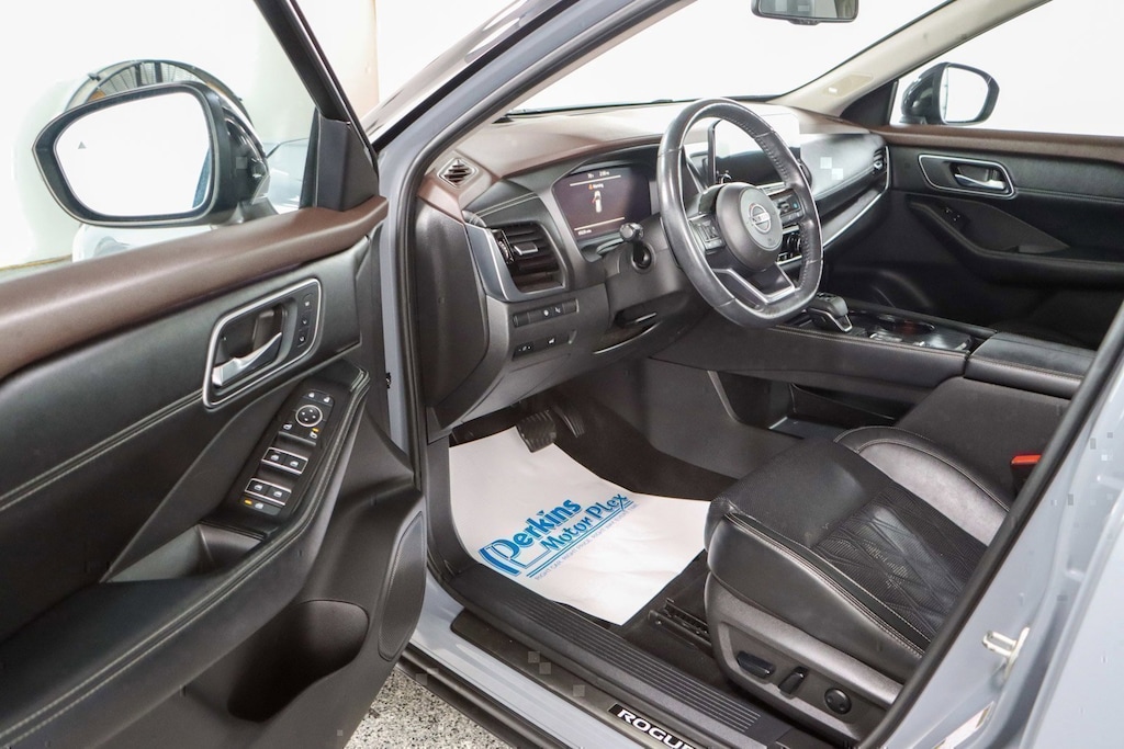 Used 2021 Nissan Rogue Platinum SUV