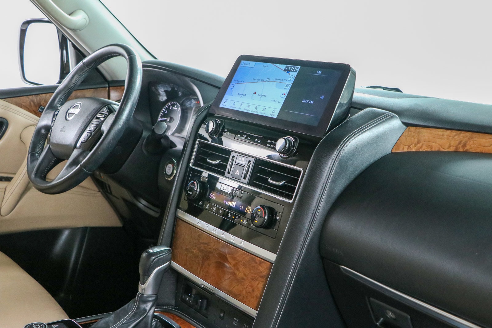 2023 Nissan Armada SL - Photo 28