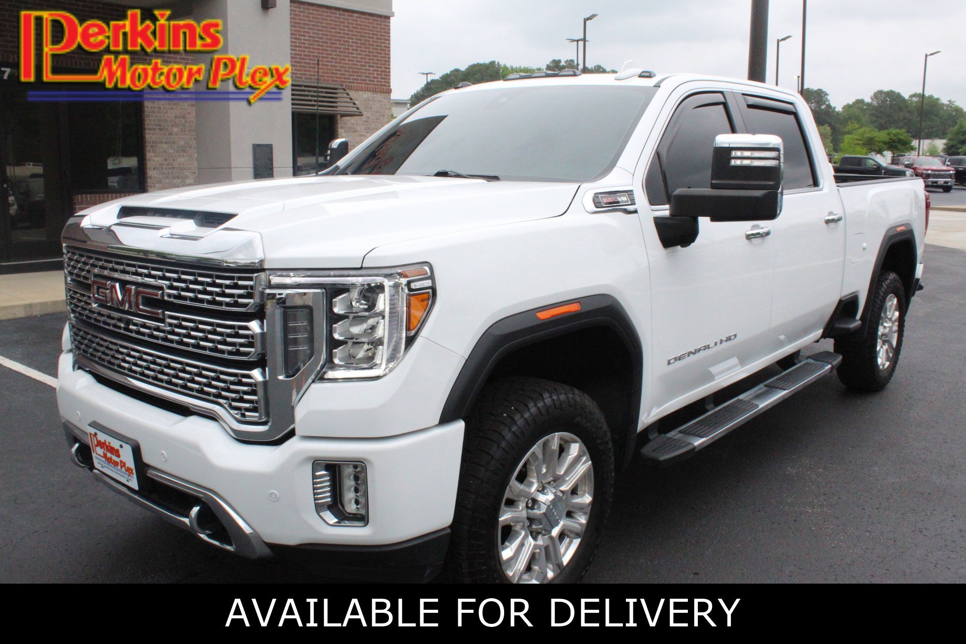 2022 GMC Sierra 4WD Crew Cab Standard Box Denali's photo