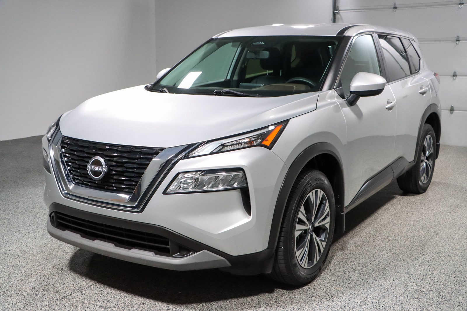 2023 Nissan Rogue SV - Photo 30