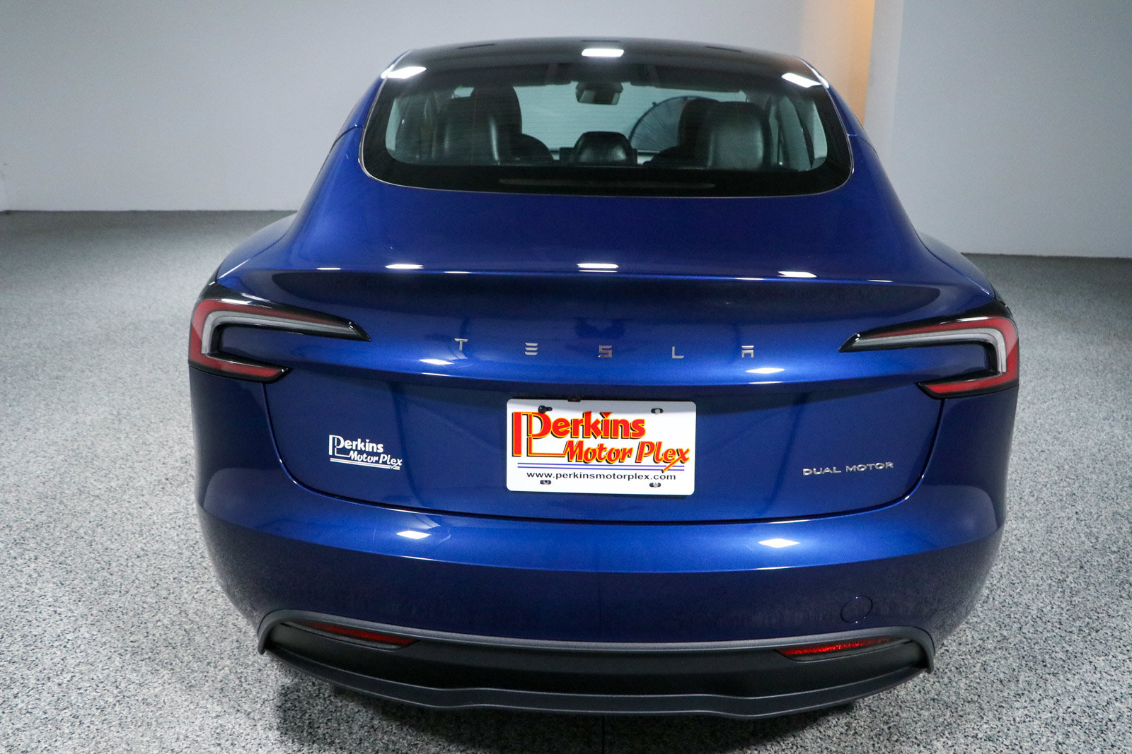 2025 Tesla Model 3 Long Range - Photo 8