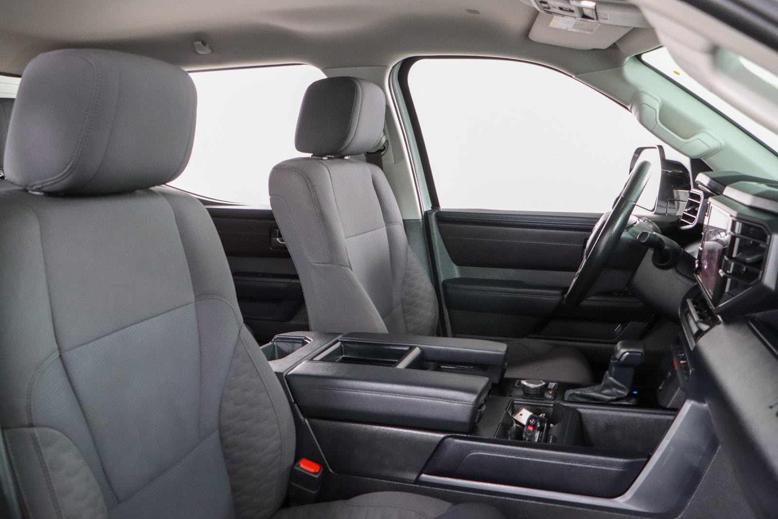 2024 Toyota Tundra SR5 - Photo 27