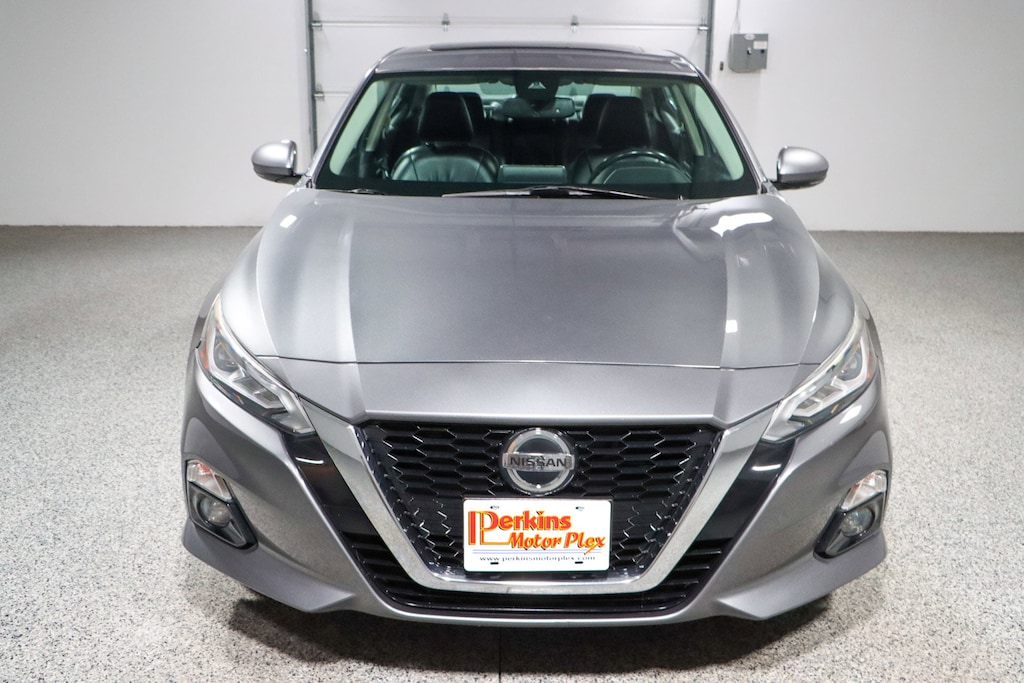 Used 2020 Nissan Altima SL Sedan