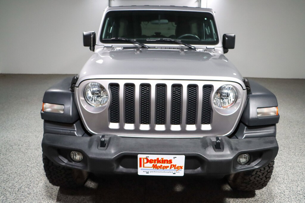 Used 2018 Jeep Wrangler Unlimited Sport S 4X4 SUV