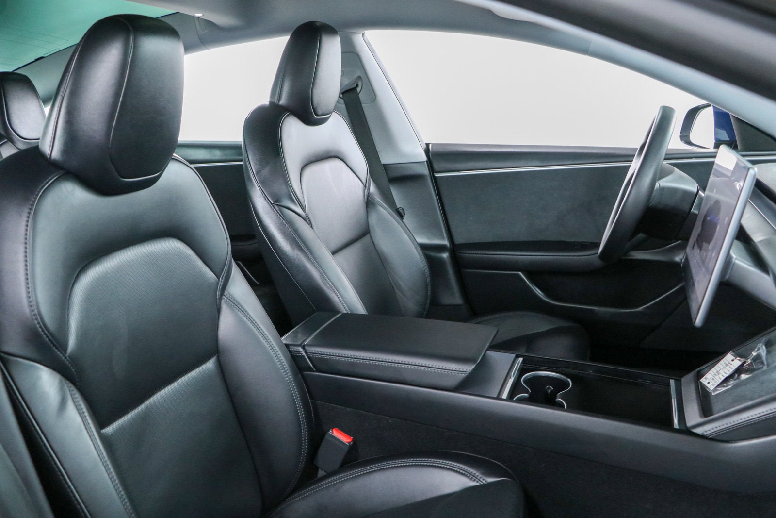 2025 Tesla Model 3 Long Range - Photo 24