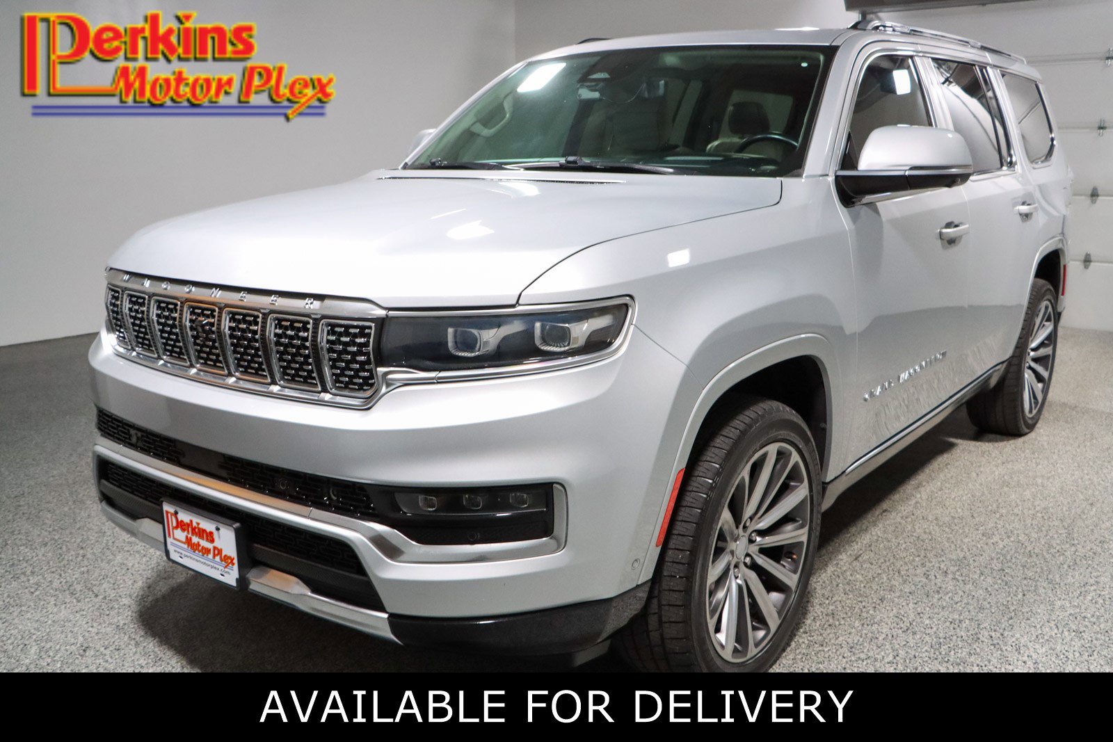 2022 Jeep Grand Wagoneer Series II 4WD's photo