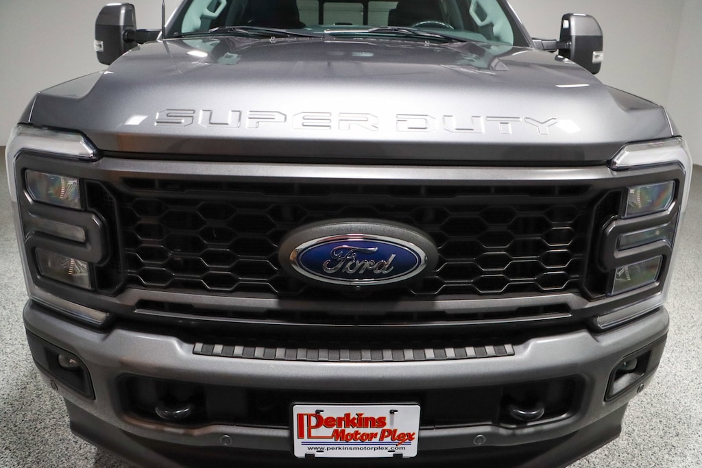 Used 2023 Ford F-250 LARIAT 4X4 Truck Crew Cab