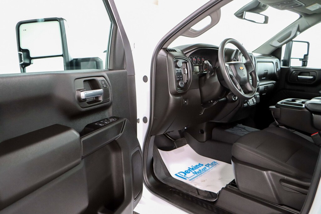 Used 2025 Chevrolet Silverado 2500HD 4X4 UTILITY BED Truck Crew Cab