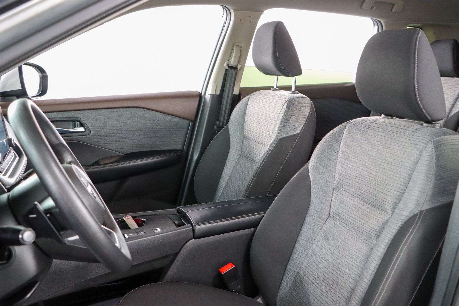 2023 Nissan Rogue SV - Photo 23