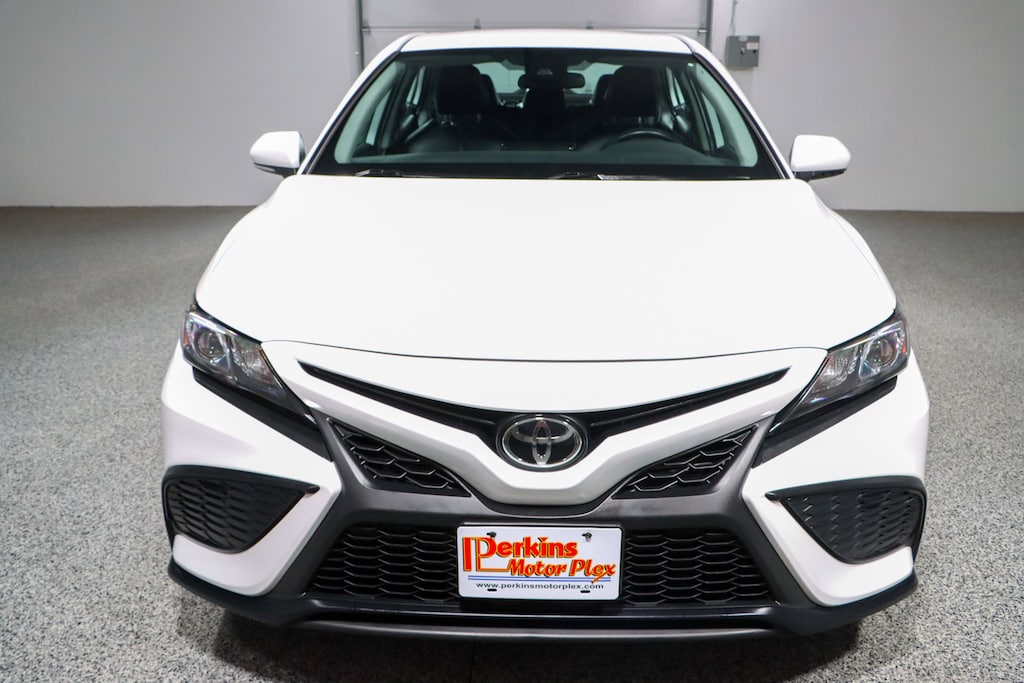 Used 2024 Toyota Camry SE Sedan