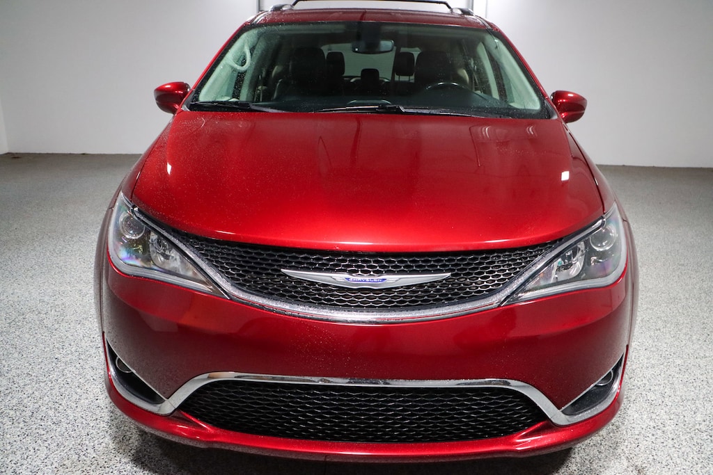 Used 2020 Chrysler Pacifica Touring L Van Passenger Van