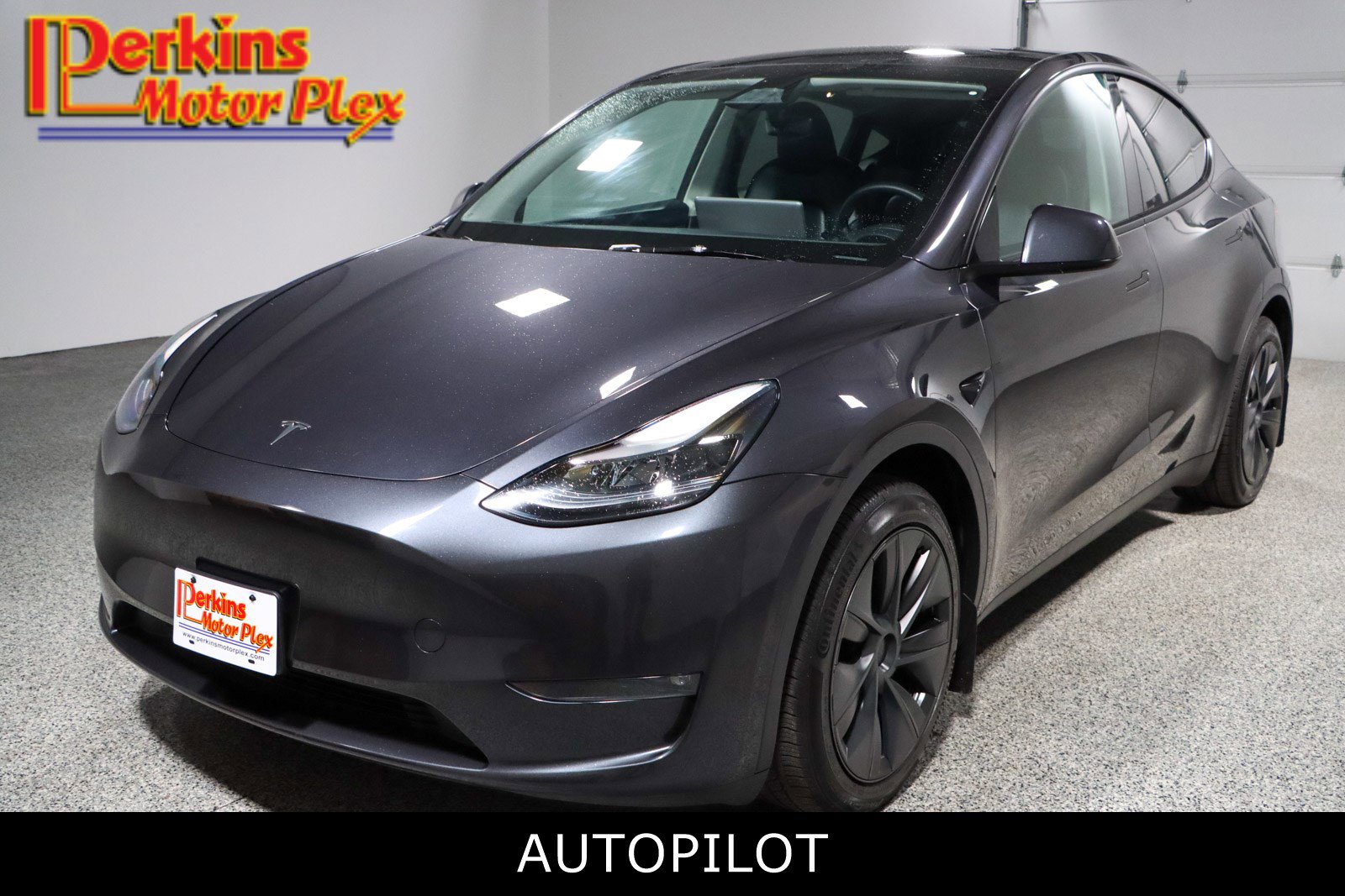 2024 Tesla Model Y Long Range Dual Motor All-Wheel Drive's photo
