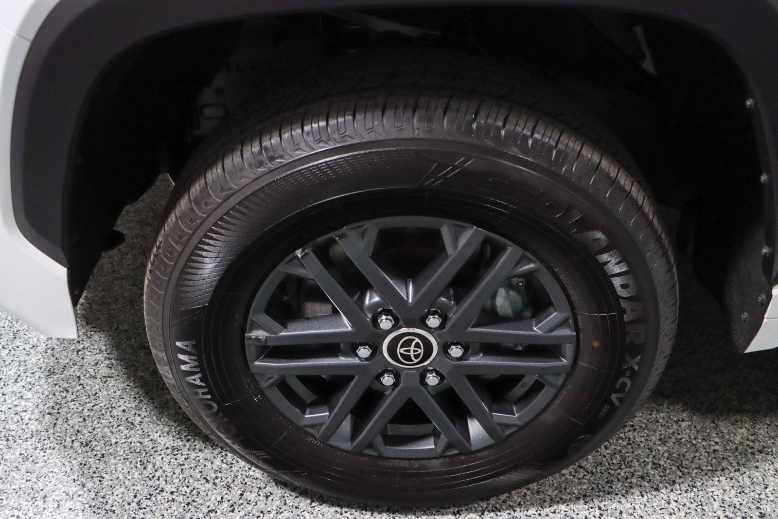 2024 Toyota Tundra SR5 - Photo 11