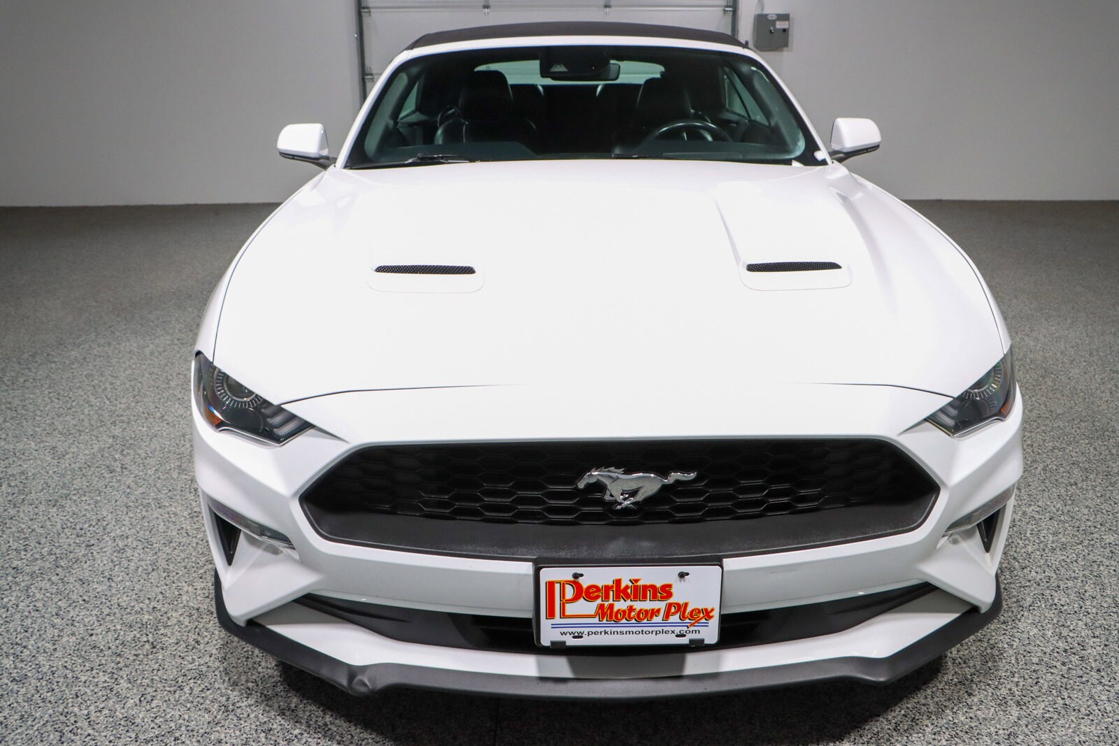 2023 Ford Mustang EcoBoost Premium photo 3