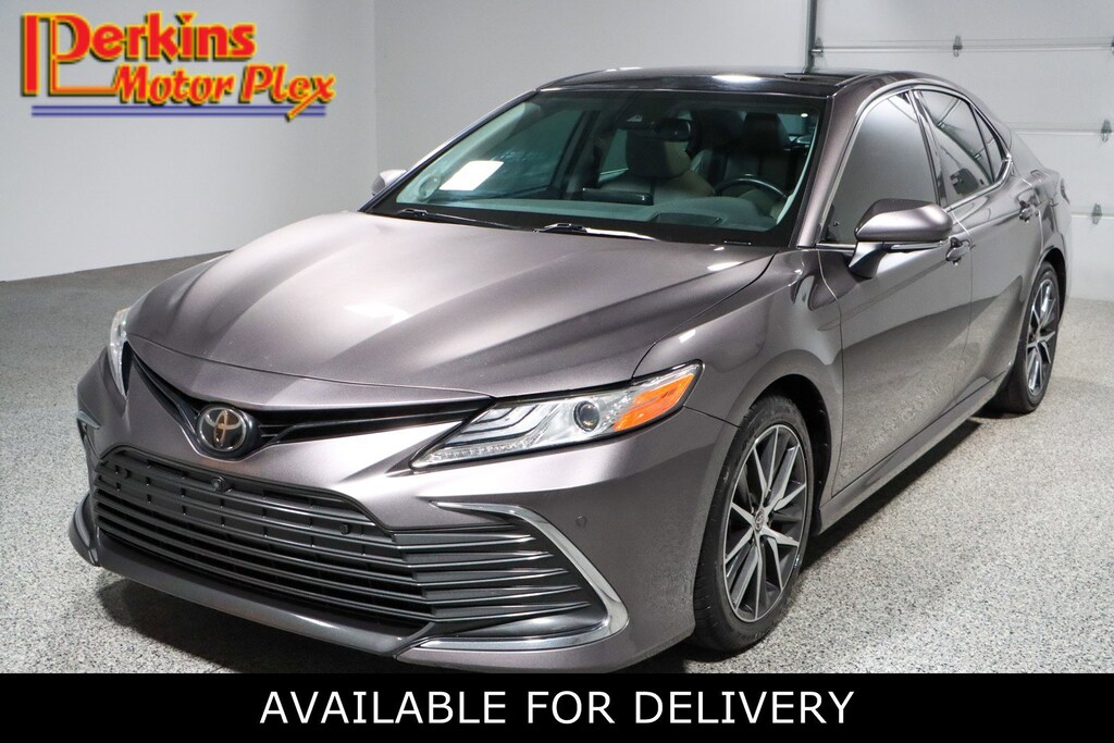 Used 2022 Toyota Camry XLE Sedan