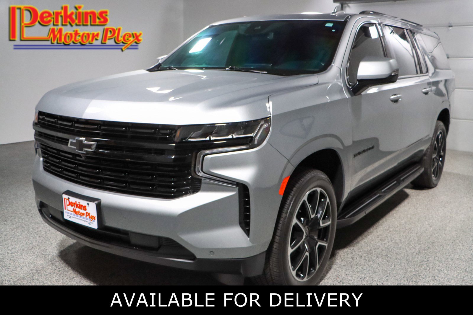 2024 Chevrolet Suburban RST's photo