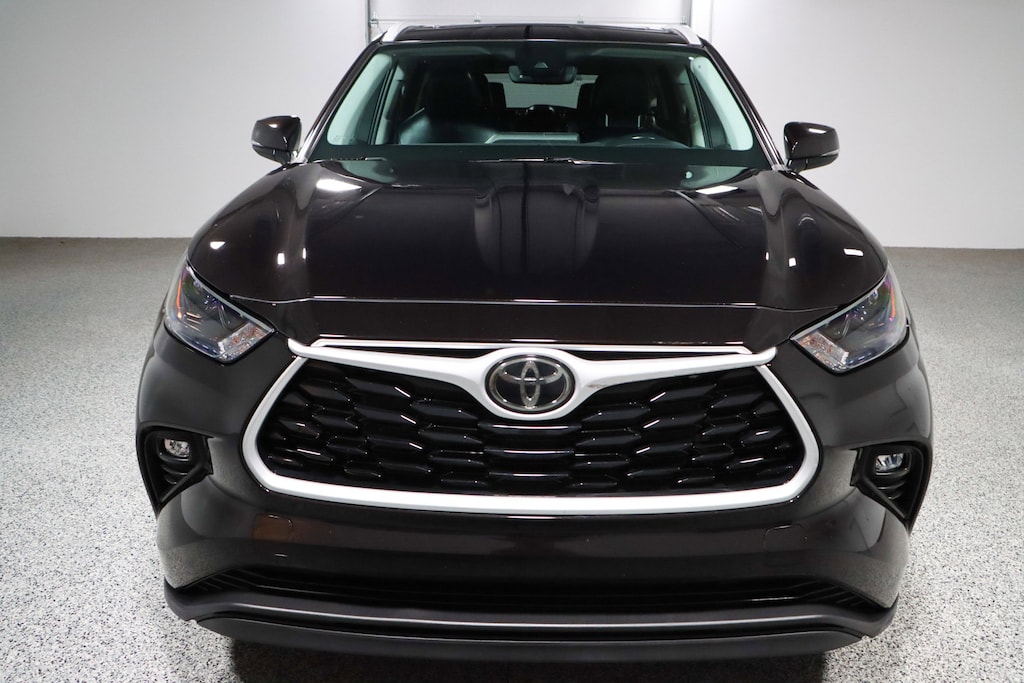 Used 2022 Toyota Highlander XLE SUV