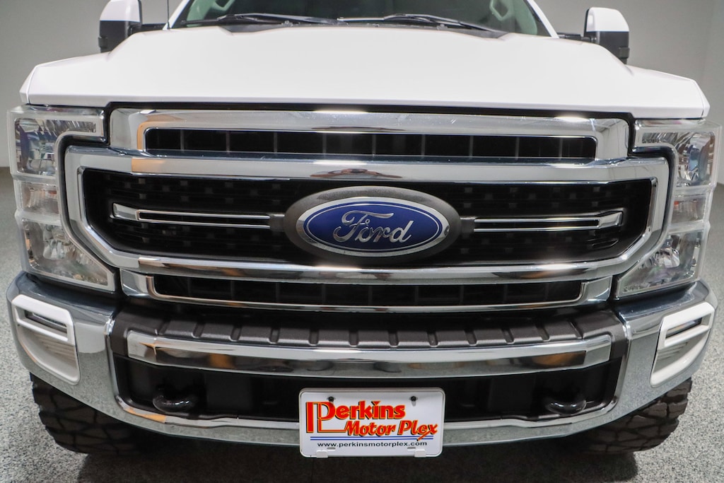 Used 2020 Ford F-250 LARIAT 4X4 Truck Crew Cab