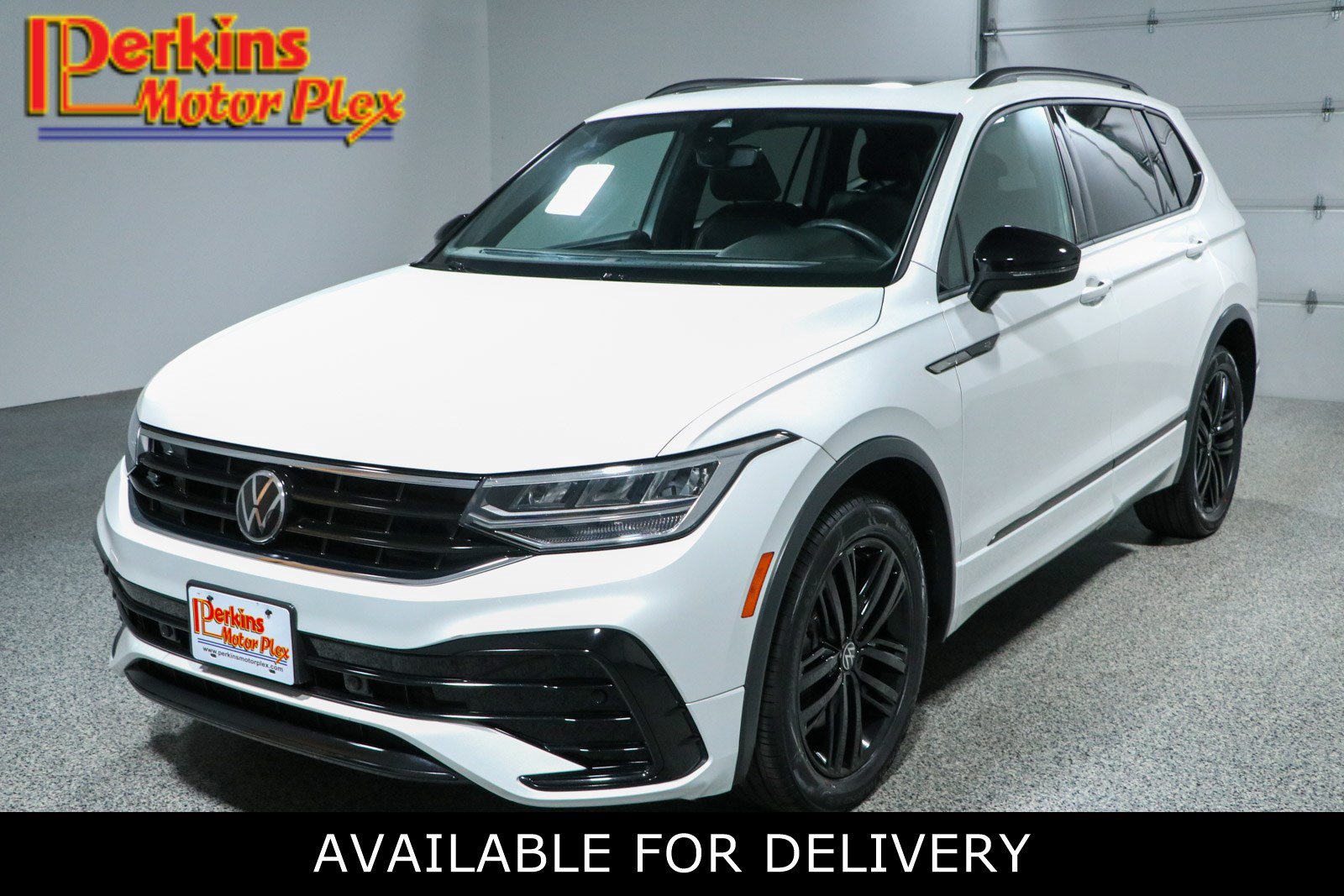 2022 Volkswagen Tiguan SE R-LINE BLACK
