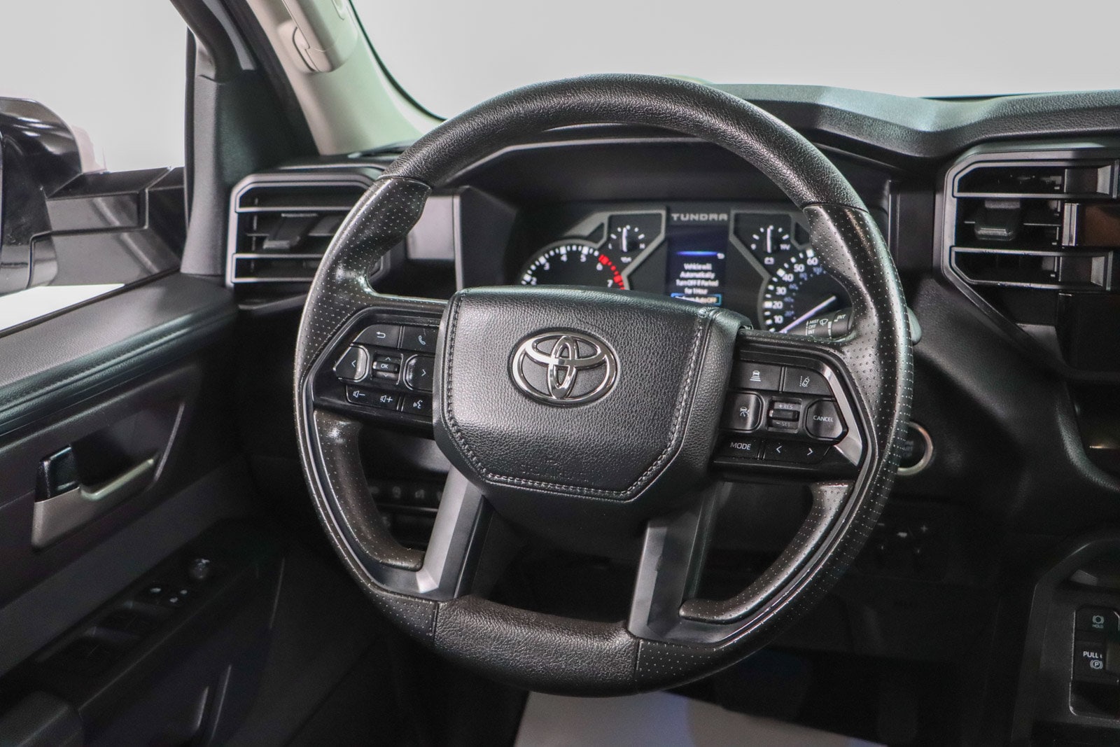 2024 Toyota Tundra SR5 - Photo 13