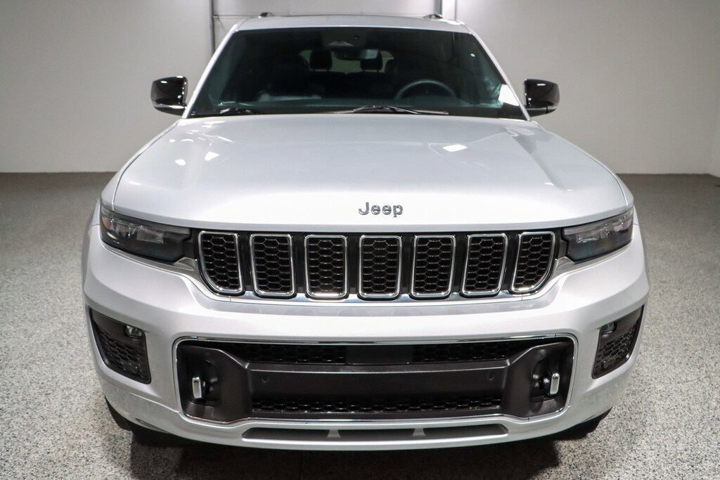 Used 2023 Jeep Grand Cherokee L Overland 4X4 SUV