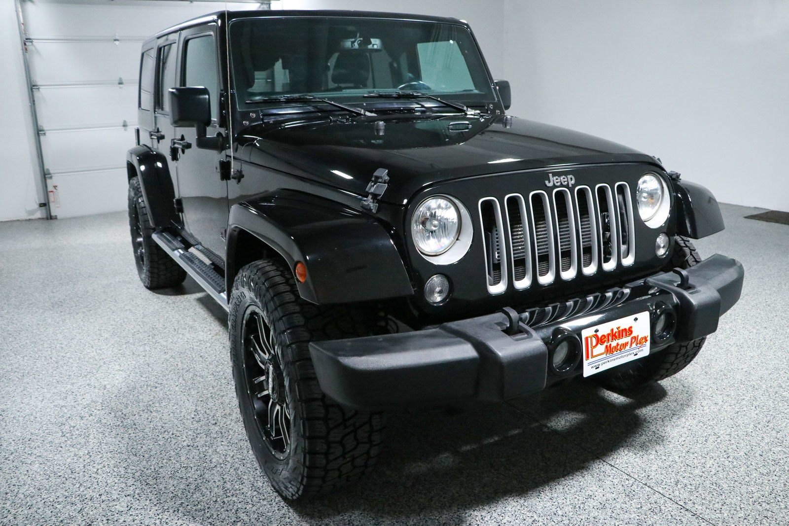 2016 Jeep Wrangler Unlimited Sahara - Photo 5