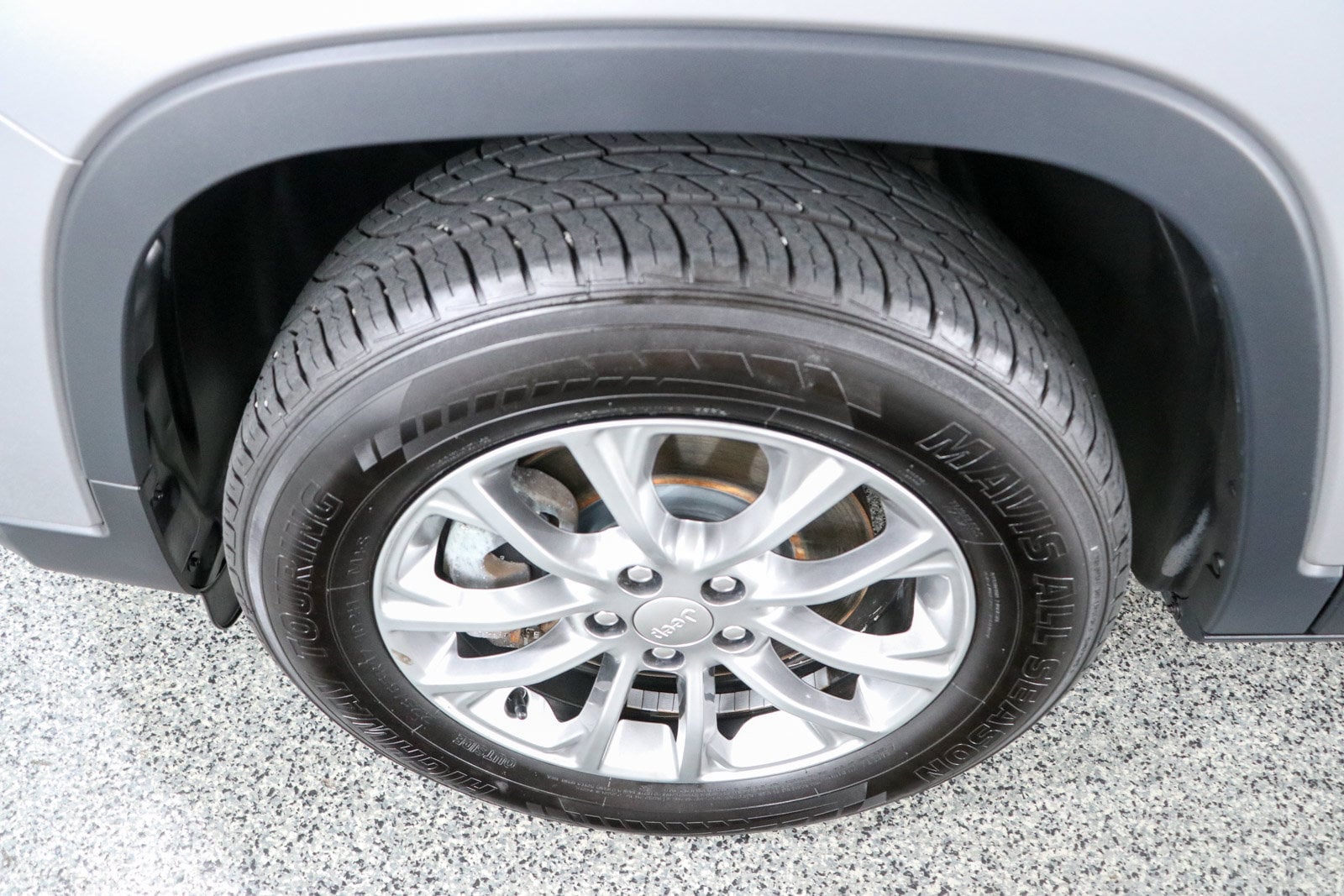 2021 Jeep Cherokee Latitude Lux - Photo 11