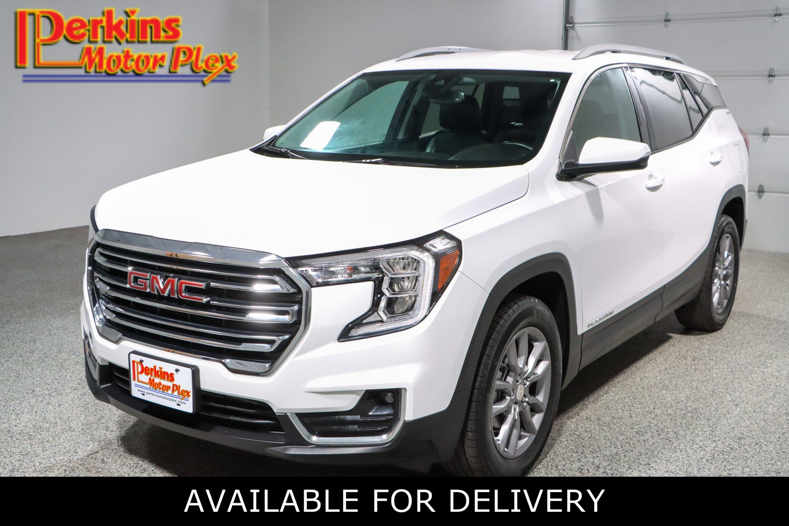 2024 GMC Terrain SLT AWD's photo