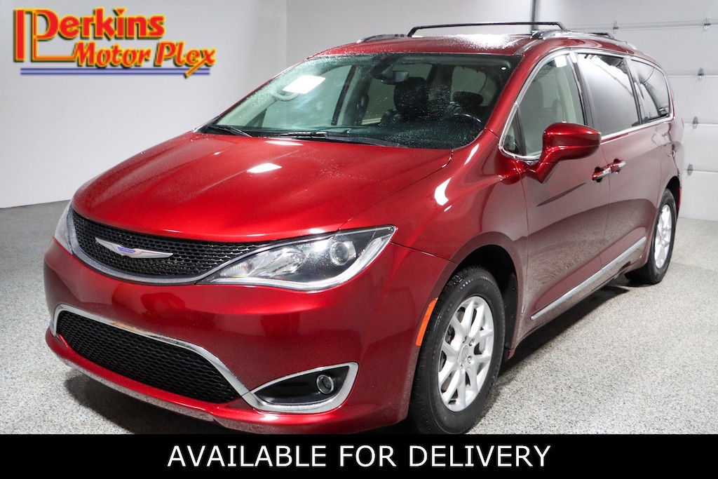 Used 2020 Chrysler Pacifica Touring L Van Passenger Van