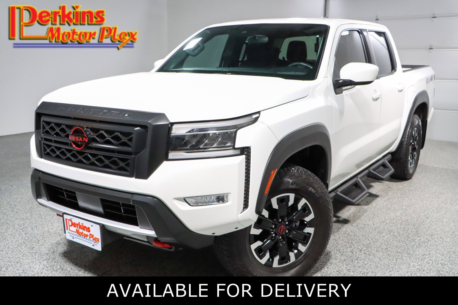 2024 Nissan Frontier PRO-4X's photo