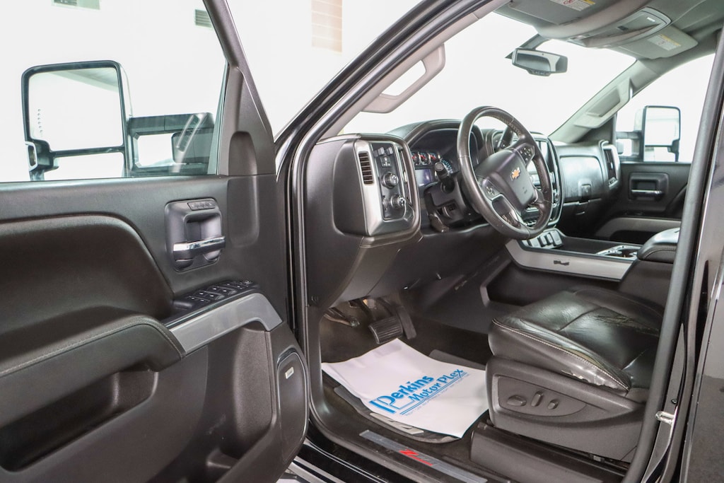 Used 2016 Chevrolet Silverado 2500HD LTZ Z71 4X4 Truck Crew Cab