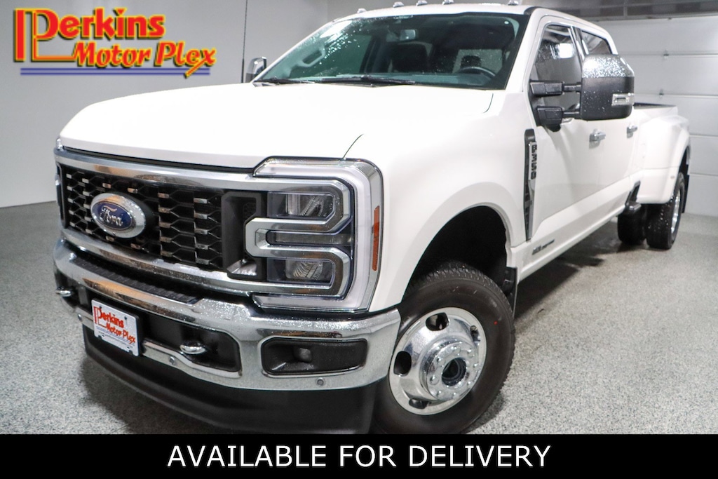 Used 2024 Ford F-350 LARIAT 4X4 Truck Crew Cab