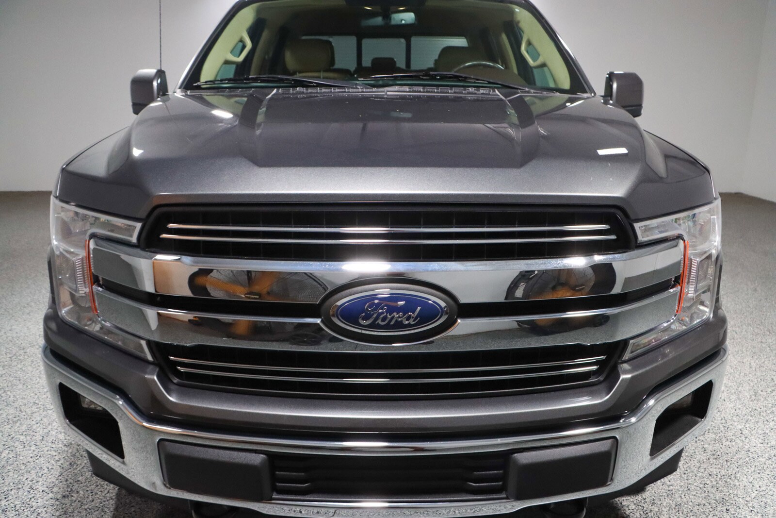 2018 Ford F-150 Lariat photo 2
